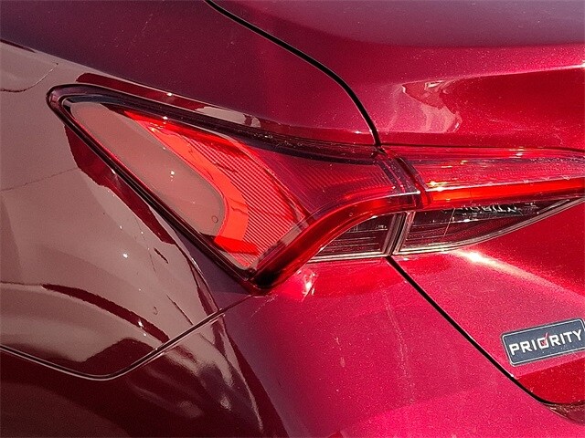 Thumbnail: 2019 Toyota Avalon - 7