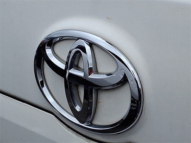 2007 Toyota Sienna LE 9