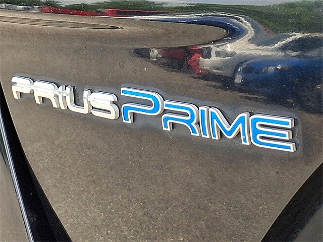 Thumbnail: 2021 Toyota Prius Prime - 24