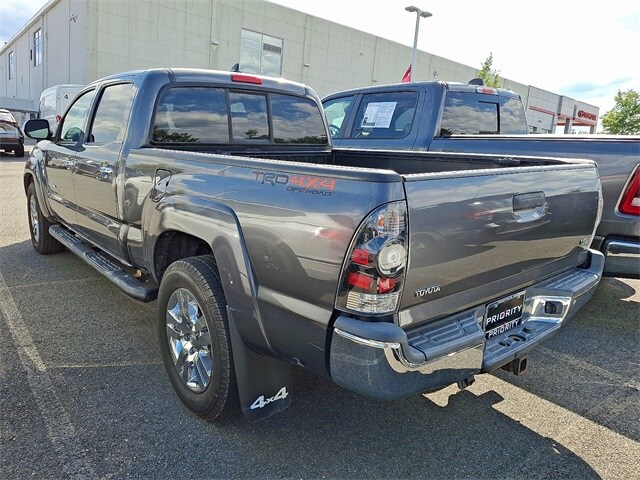 Thumbnail: 2013 Toyota Tacoma - 7