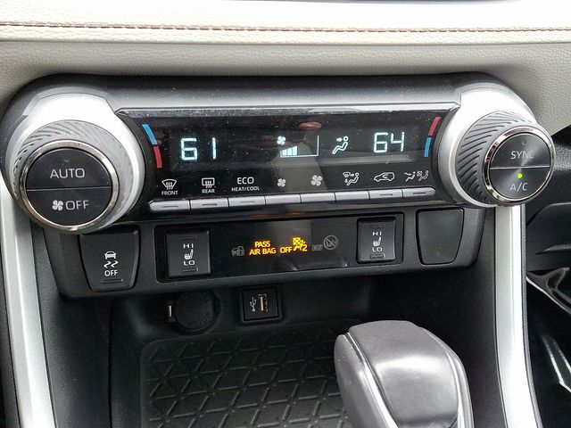 Thumbnail: 2024 Toyota RAV4 - 16