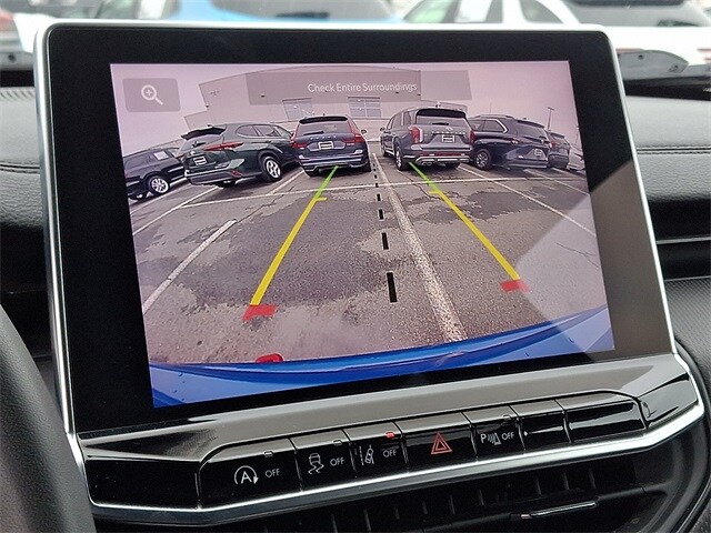 Thumbnail: 2024 Jeep Compass - 17