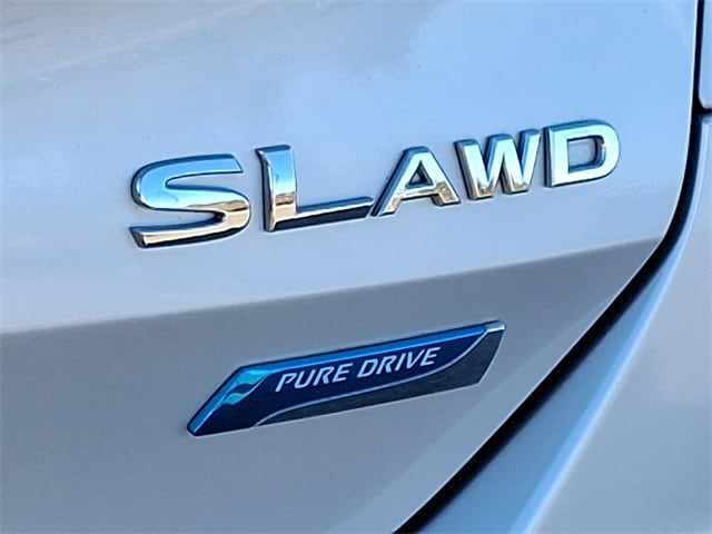 Thumbnail: 2014 Nissan Rogue - 33