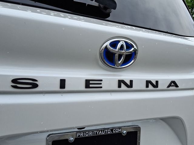 Thumbnail: 2024 Toyota Sienna - 30