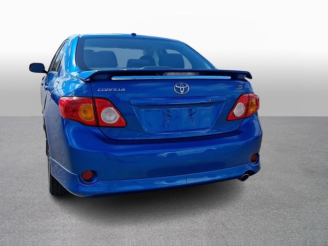 Thumbnail: 2010 Toyota Corolla - 7