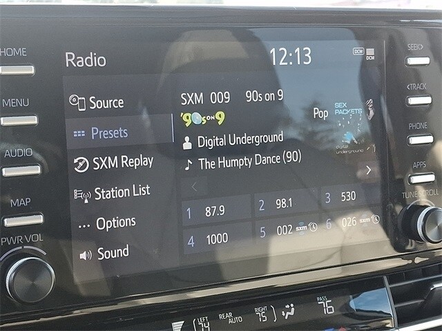 Thumbnail: 2023 Toyota Sienna - 17