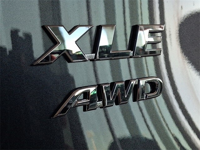 Thumbnail: 2025 Toyota RAV4 - 22