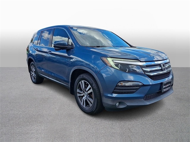 Thumbnail: 2016 Honda Pilot - 3