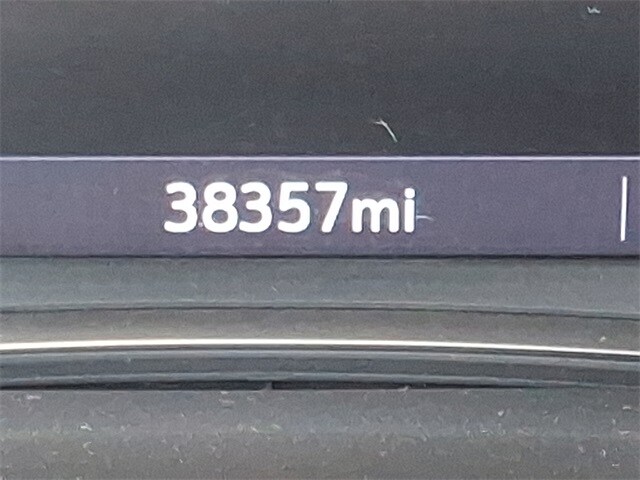 Thumbnail: 2023 Chevrolet Traverse - 16