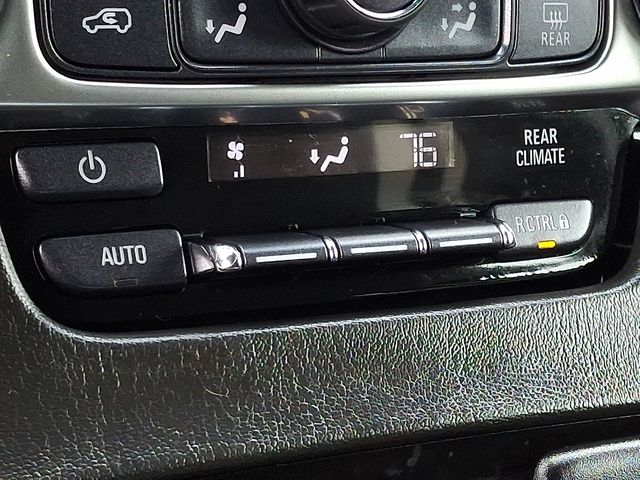 Thumbnail: 2019 Chevrolet Tahoe - 24