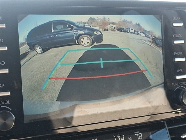 Thumbnail: 2022 Toyota Sienna - 18