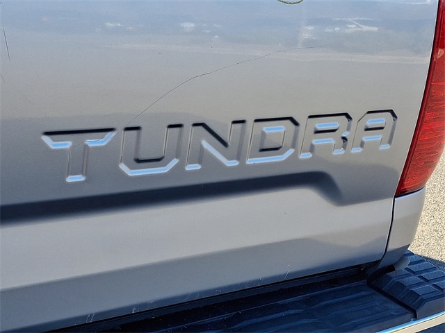 Thumbnail: 2014 Toyota Tundra - 29