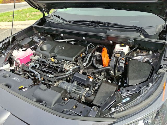 Thumbnail: 2022 Toyota RAV4 - 25