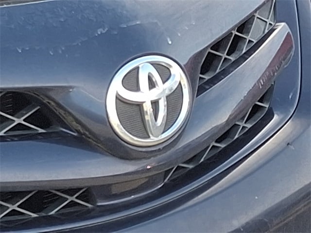 Thumbnail: 2011 Toyota Corolla - 5