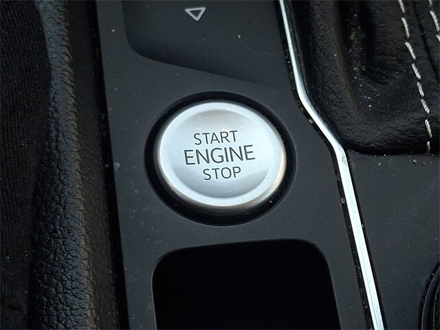 Thumbnail: 2022 Volkswagen Atlas - 17