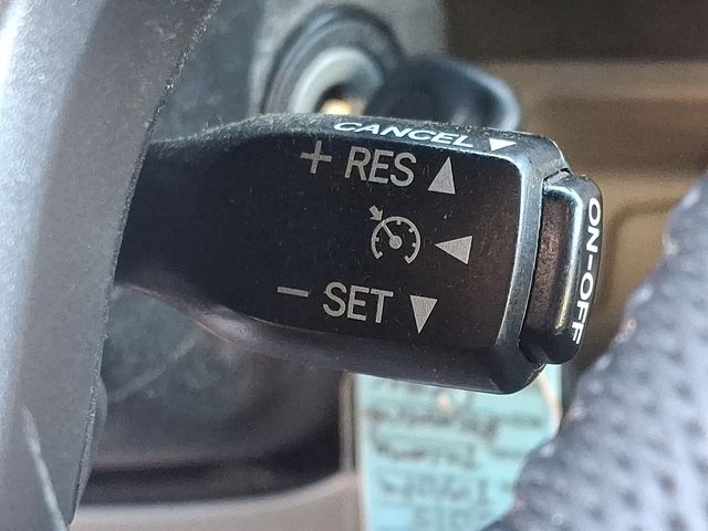 Thumbnail: 2015 Toyota Tacoma - 22