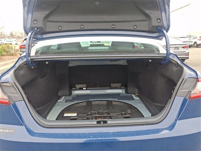 Thumbnail: 2025 Toyota Camry - 29