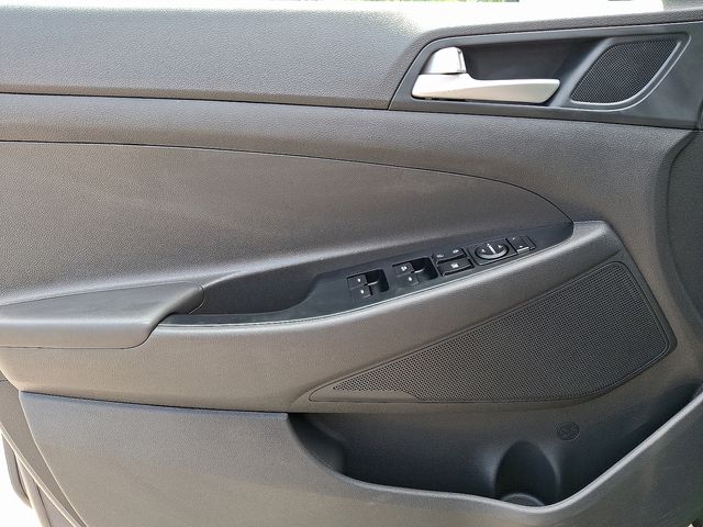 Thumbnail: 2021 Hyundai Tucson - 12