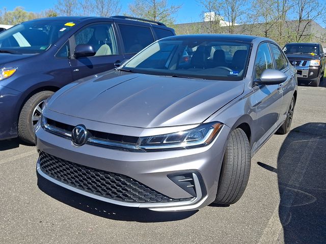 Thumbnail: 2025 Volkswagen Jetta - 2