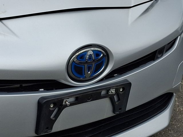 Thumbnail: 2017 Toyota Prius - 8