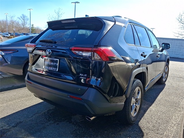 Thumbnail: 2025 Toyota RAV4 - 7