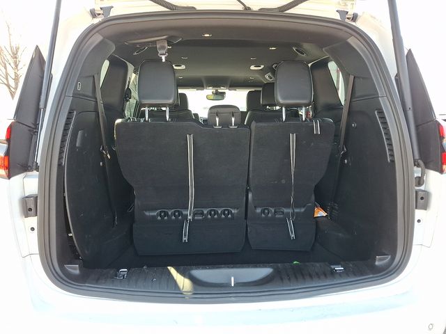 Thumbnail: 2025 Chrysler Pacifica - 30