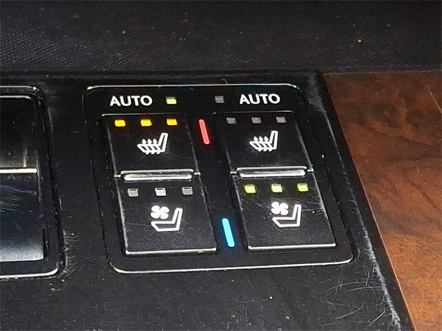 Thumbnail: 2017 Lexus RX - 26