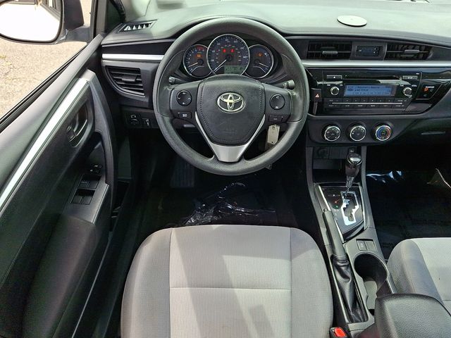 Thumbnail: 2015 Toyota Corolla - 11