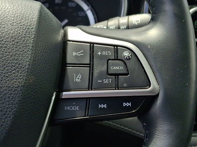 Thumbnail: 2022 Toyota Highlander - 25