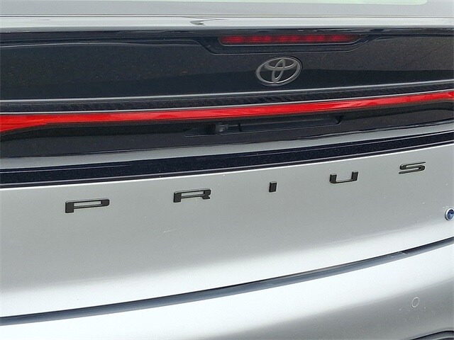 Thumbnail: 2024 Toyota Prius - 29
