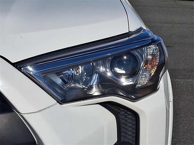 Thumbnail: 2023 Toyota 4Runner - 9