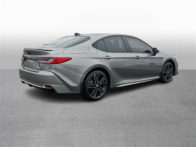 Thumbnail: 2025 Toyota Camry - 4