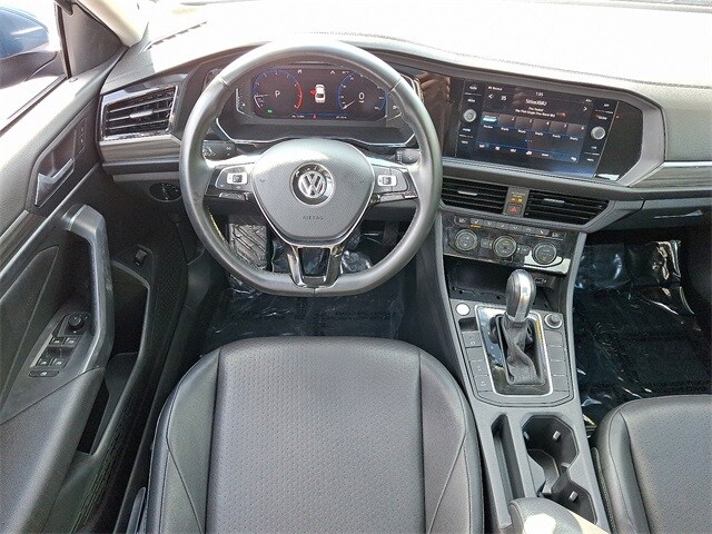 Thumbnail: 2019 Volkswagen Jetta - 11