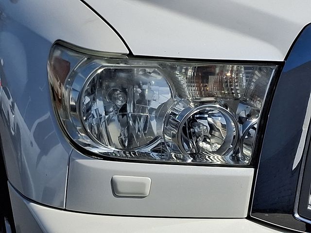 Thumbnail: 2013 Toyota Sequoia - 8