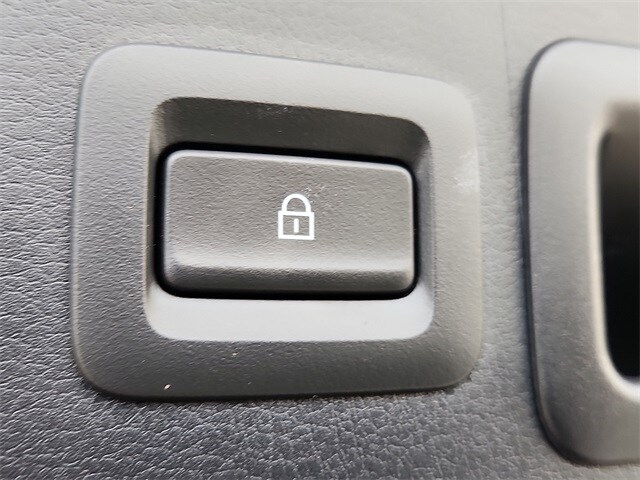 Thumbnail: 2023 Mazda CX-30 - 29