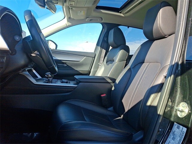 Thumbnail: 2025 Mazda CX-70 - 13