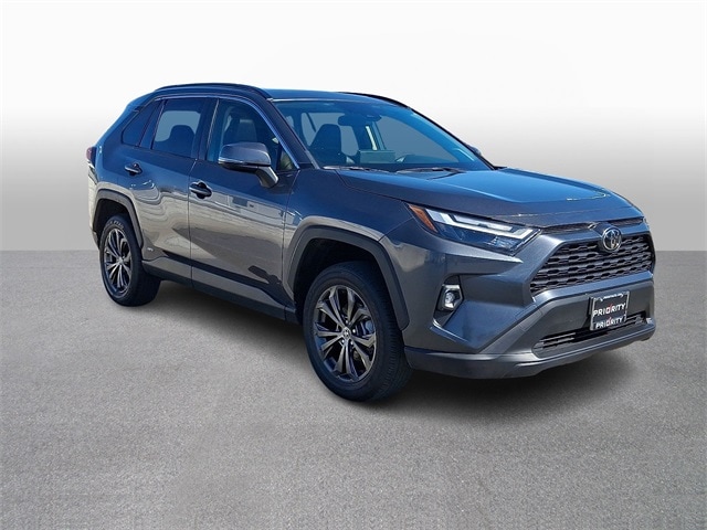 Thumbnail: 2025 Toyota RAV4 - 3