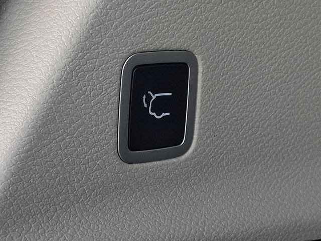 Thumbnail: 2023 Chrysler Pacifica - 30