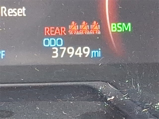 Thumbnail: 2023 Toyota RAV4 - 19