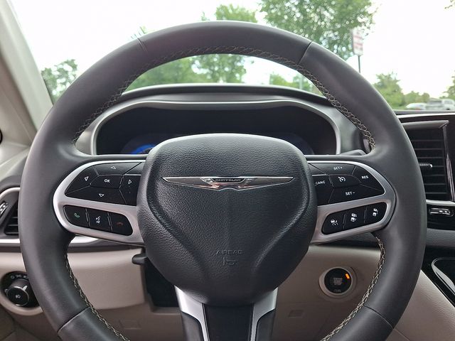 Thumbnail: 2024 Chrysler Pacifica - 19