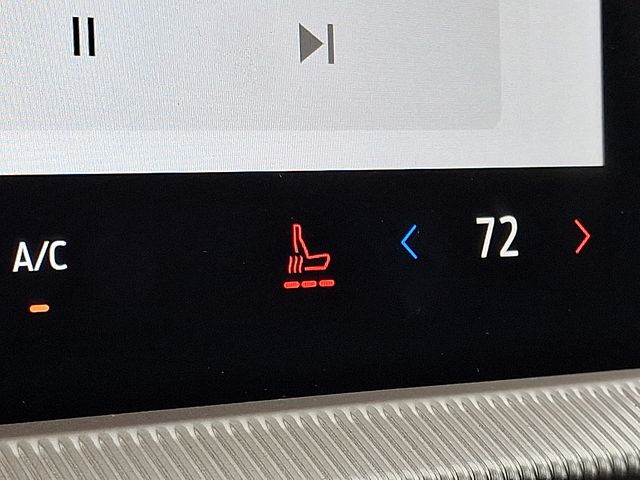 Thumbnail: 2025 Ford Explorer - 27