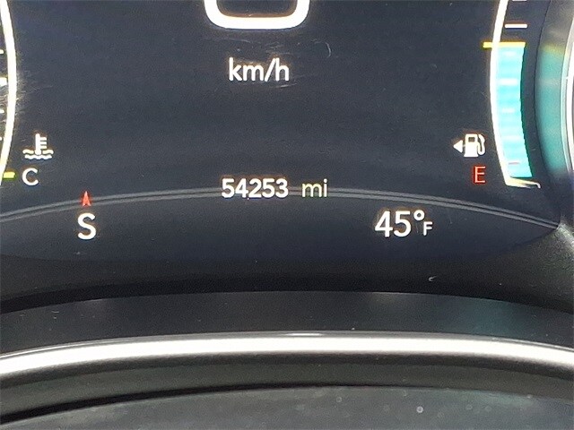 Thumbnail: 2025 Chrysler Pacifica - 19