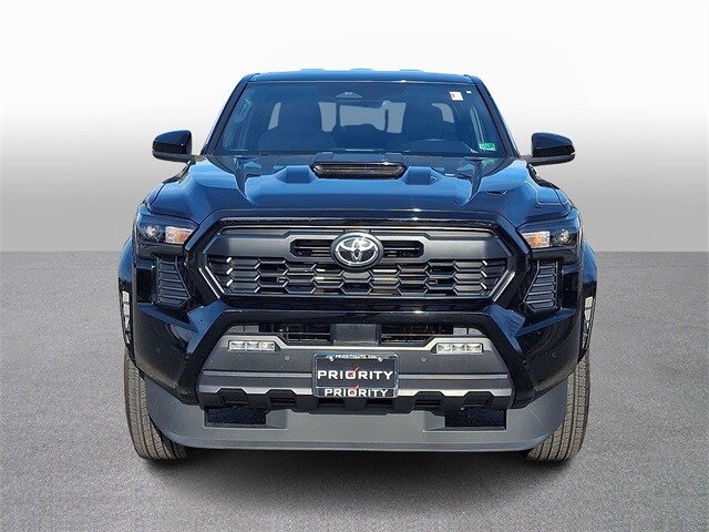 Thumbnail: 2025 Toyota Tacoma - 2