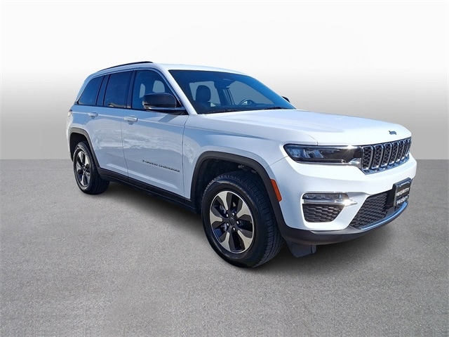 Thumbnail: 2024 Jeep Grand Cherokee - 3