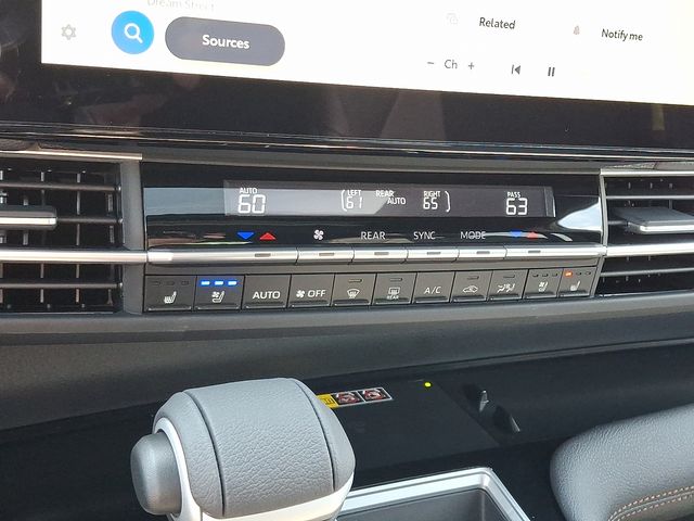 Thumbnail: 2026 Toyota Sienna - 13