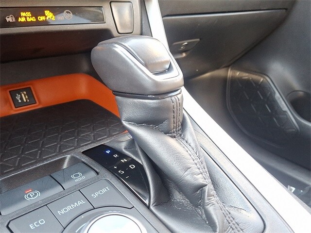 Thumbnail: 2024 Toyota RAV4 - 11