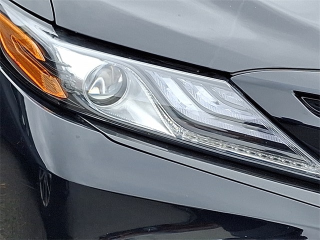 Thumbnail: 2022 Toyota Camry - 4