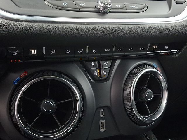 Thumbnail: 2025 Chevrolet Blazer - 15