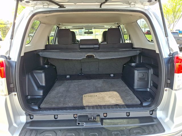 Thumbnail: 2011 Toyota 4Runner - 28