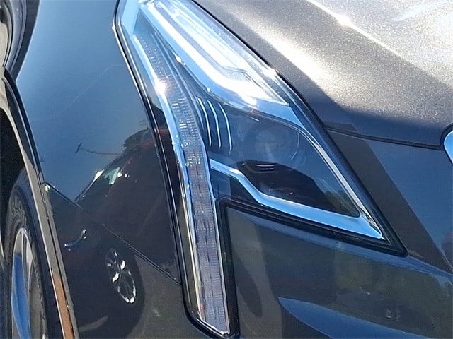 Thumbnail: 2020 Cadillac XT5 - 4